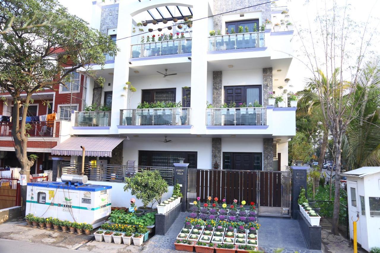 Joerose Villa Noida Exteriör bild